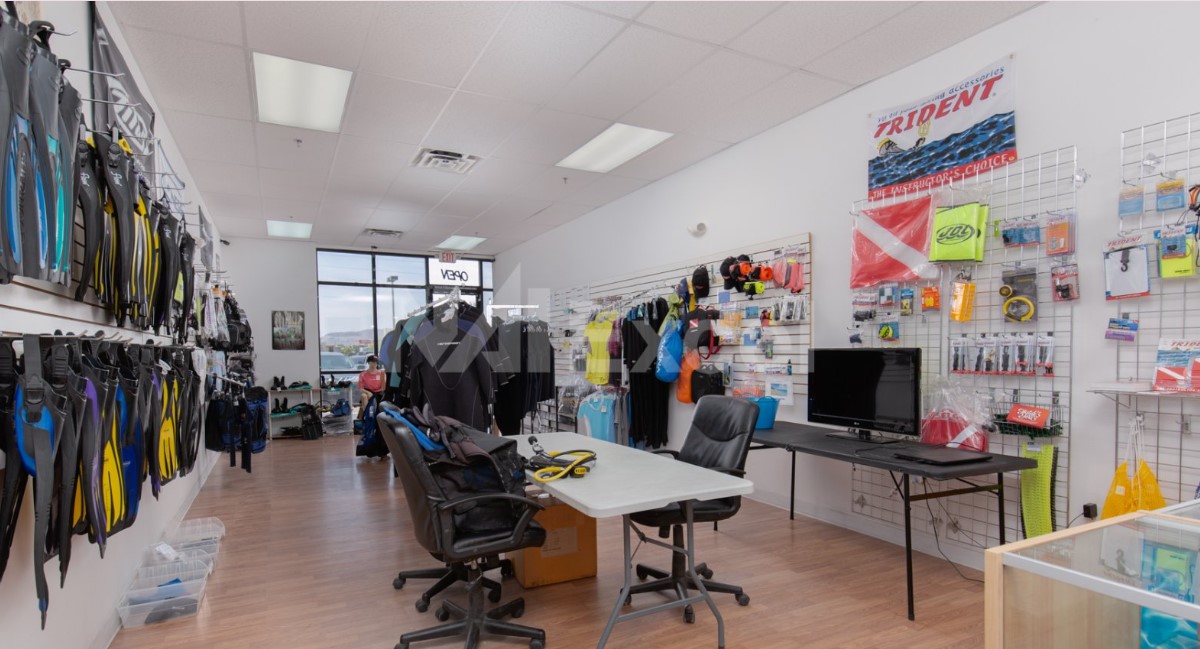 Two Suite Available For Lease